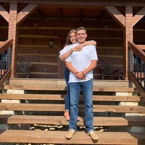 Meet your Posher, Logan